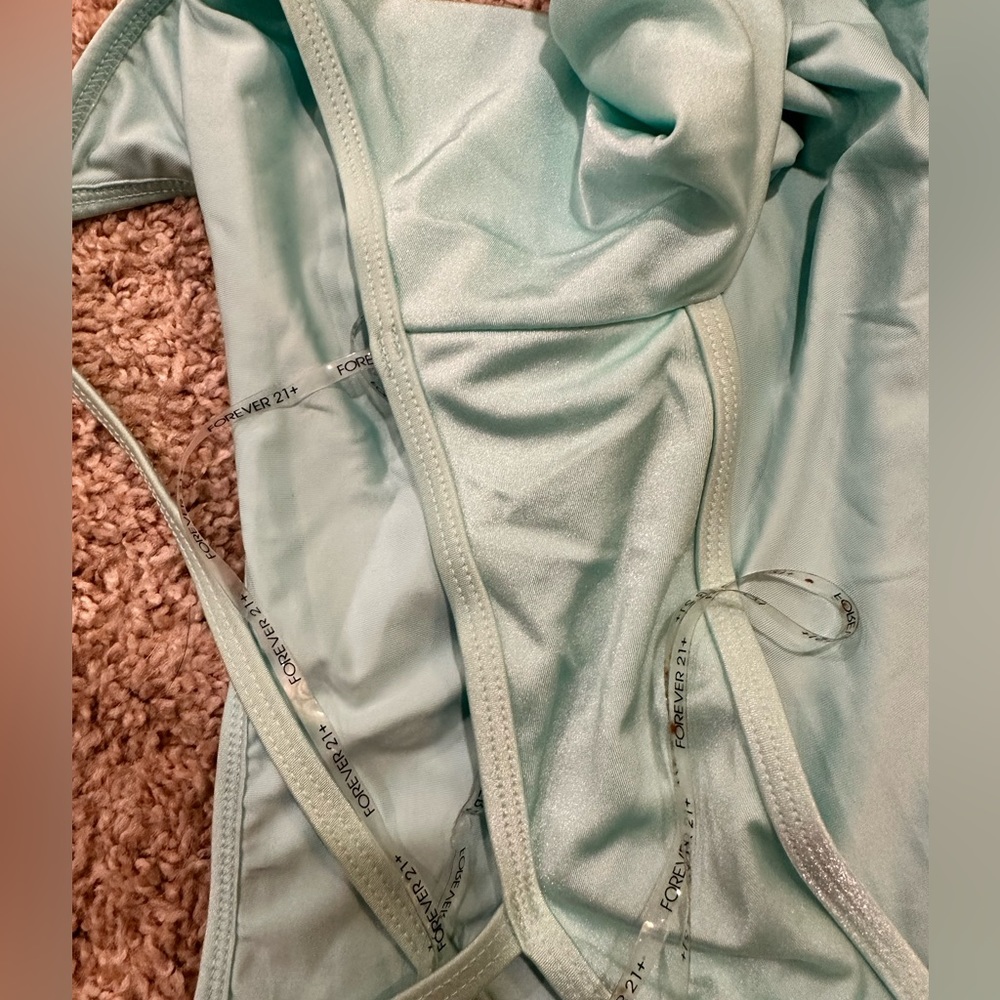 FOREVER 21 - “Sunkissed” teal swimsuit - Picture 4 of 6